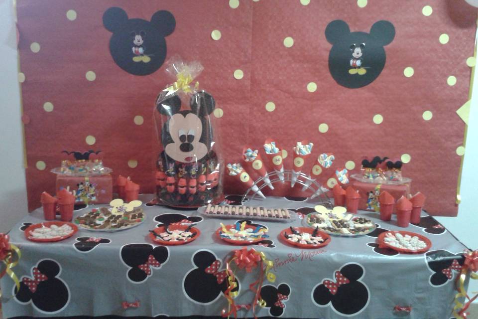 Mesa de Golosinas Infantil