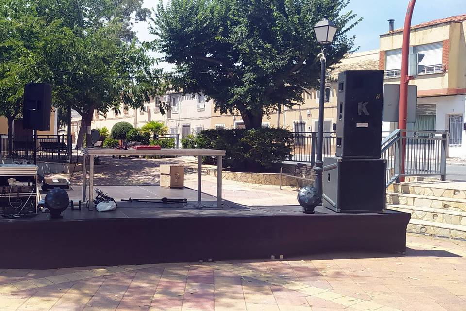 4000 watios con escenario