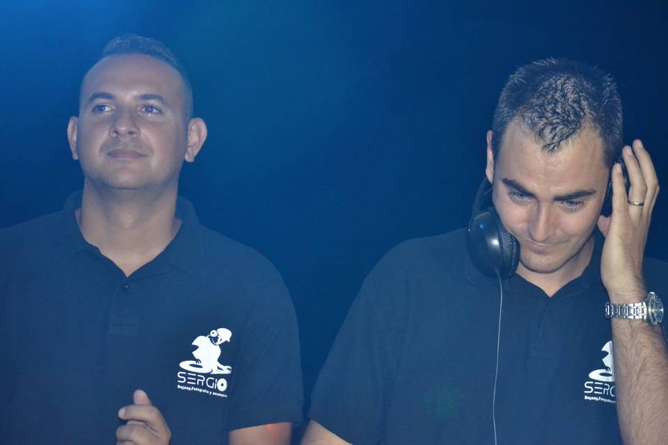 DJ Manu C. y Sergio G.