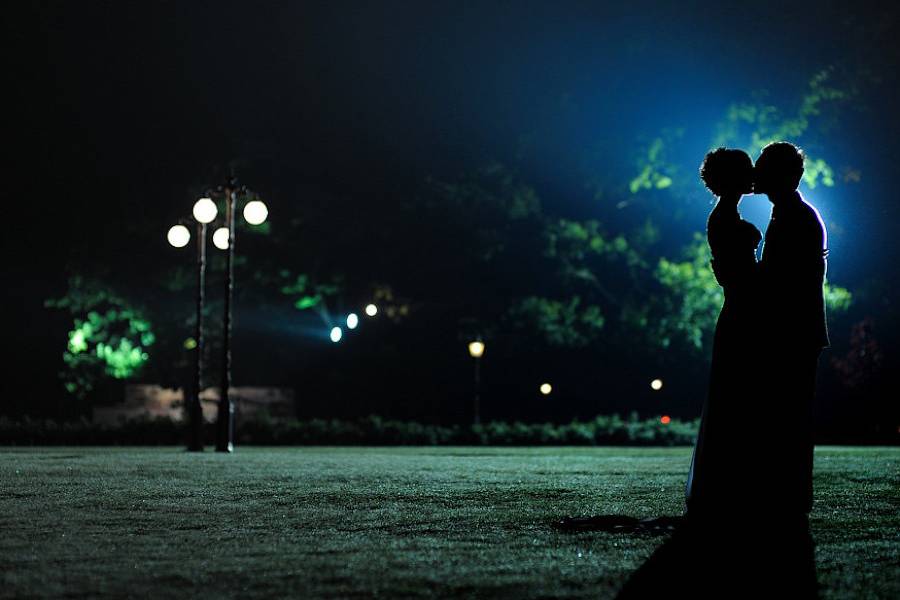 Beso a la luz de la luna