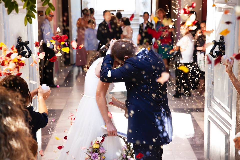 Salida de los novios