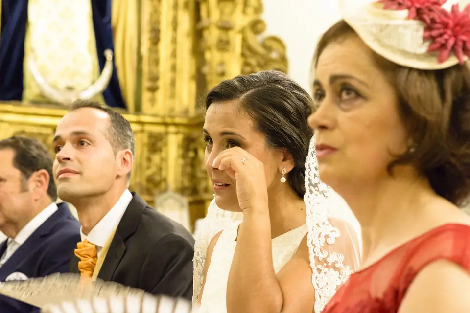 Arroz - Pétalos - Boda playa - Novios -  -  Jorge Molina Fotografia - Fotografo de bodas - Cabra (Córdoba) - Jorge  Molina Fotografía. Fotógrafo de bodas en Cabra.