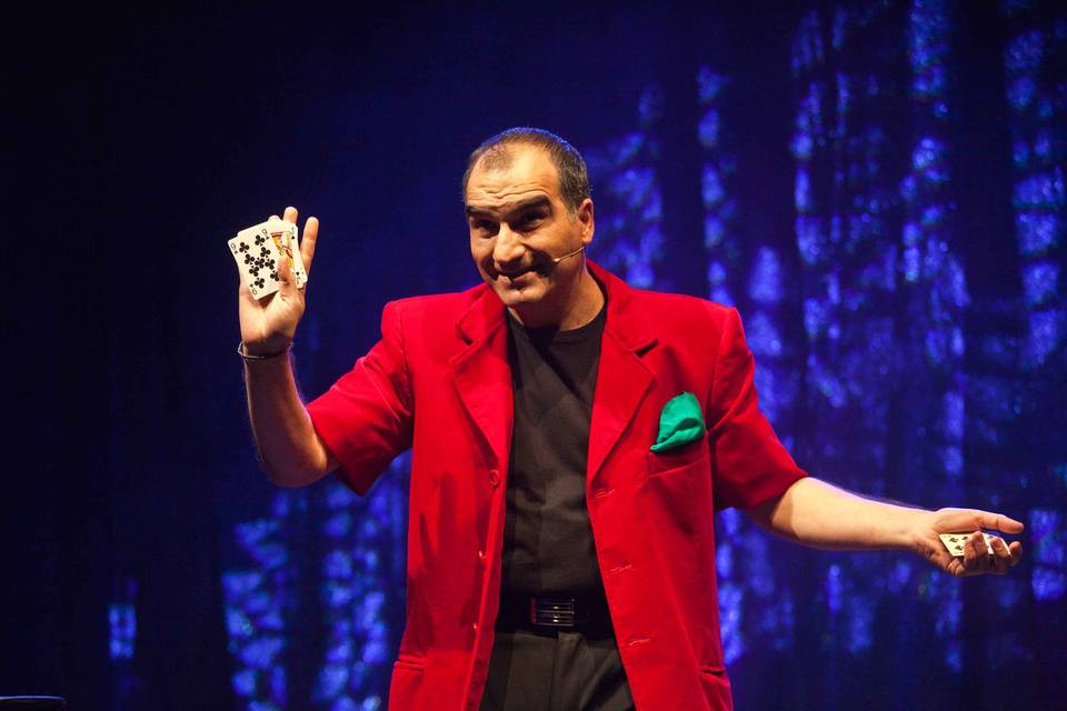 Luis Joyra - Show de magia y humor