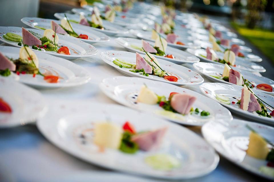 Platos para el banquete de boda