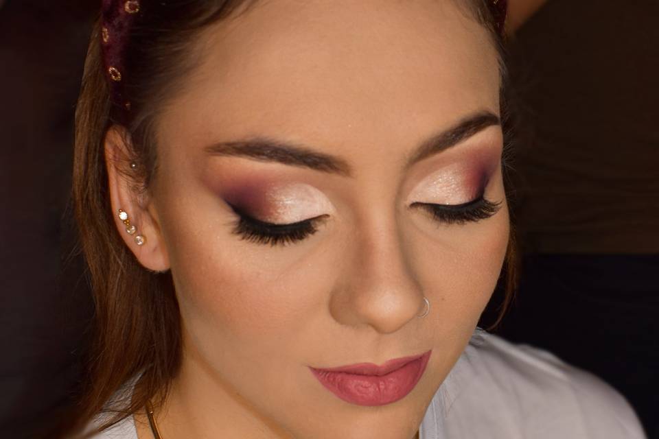 Maquillaje y peinado de novia