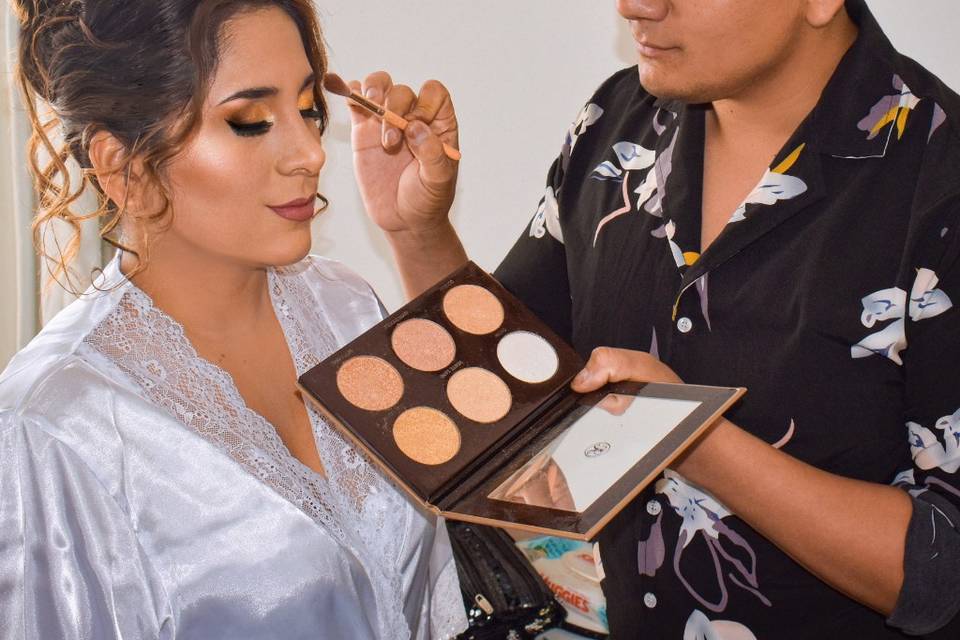 Maquillaje y peinado de novia