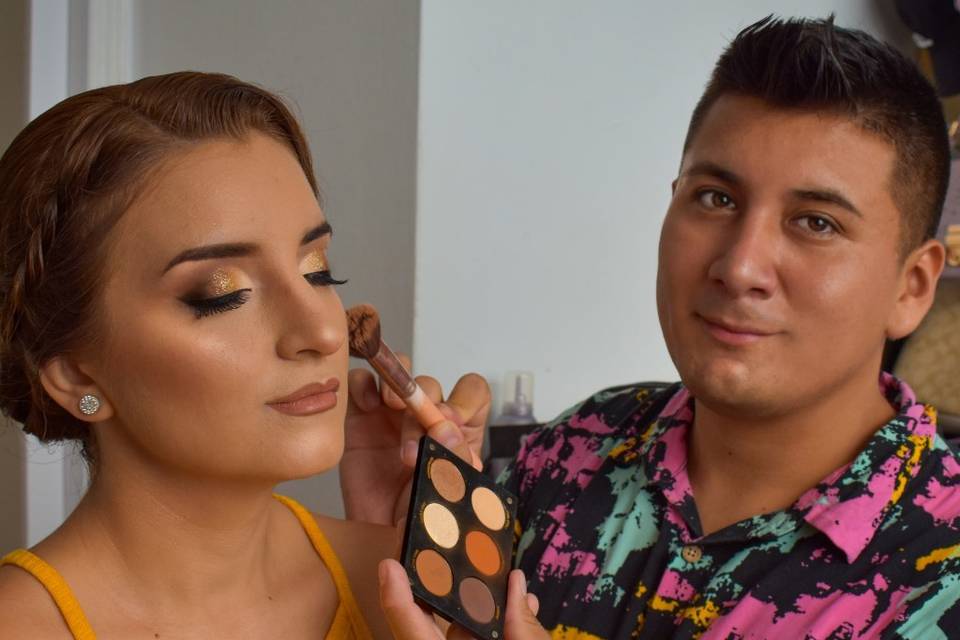 Maquillaje y peinado de novia