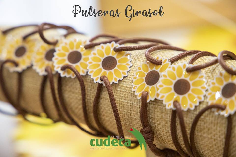 Nuestras pulseras solidarias