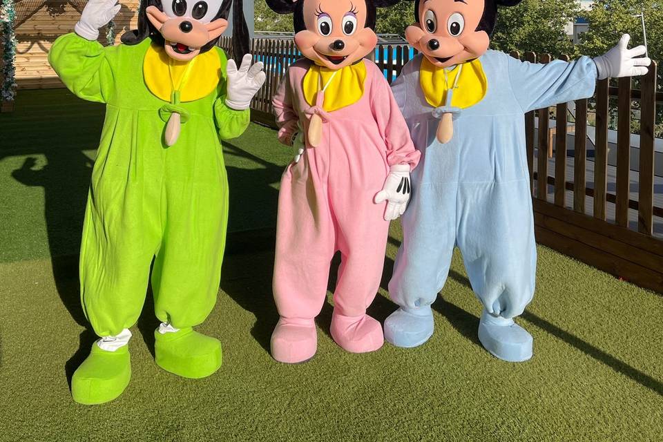 Mickey, Minnie y Goofie bebés