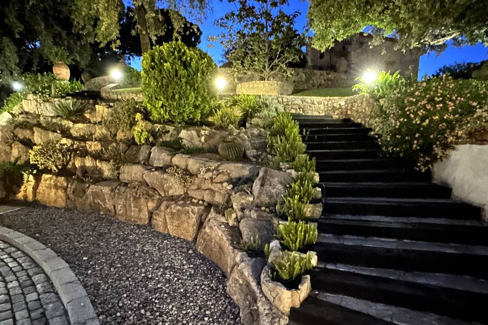Escaleras jardín