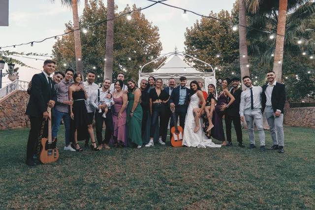 Bodas y comuniones