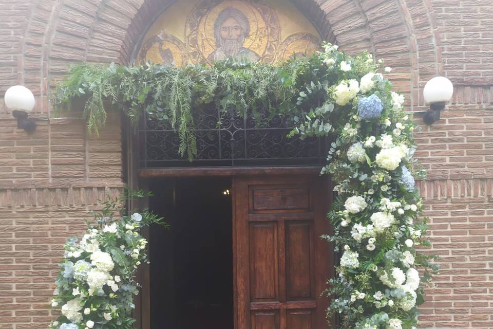 Arco de entrada a la iglesia