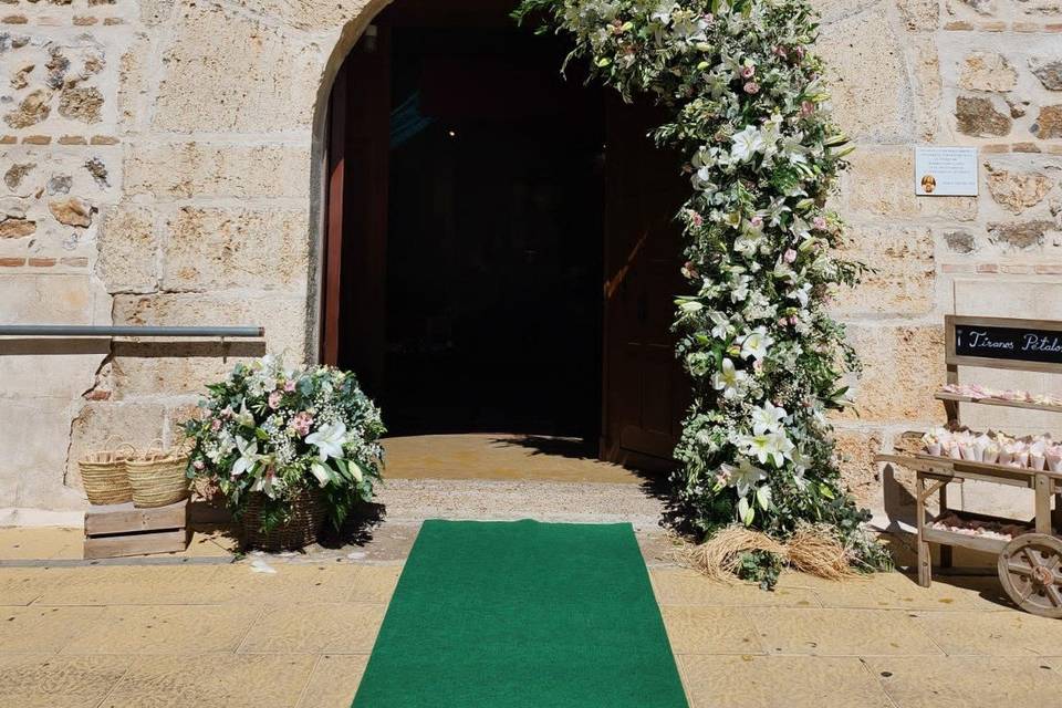 Entrada iglesia