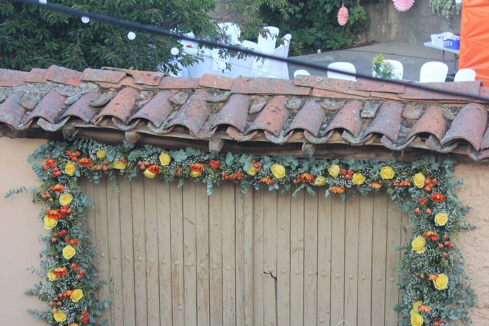 Decoración entrada iglesia