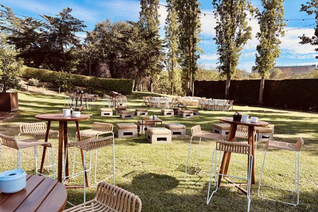 Aperitivo en el jardín