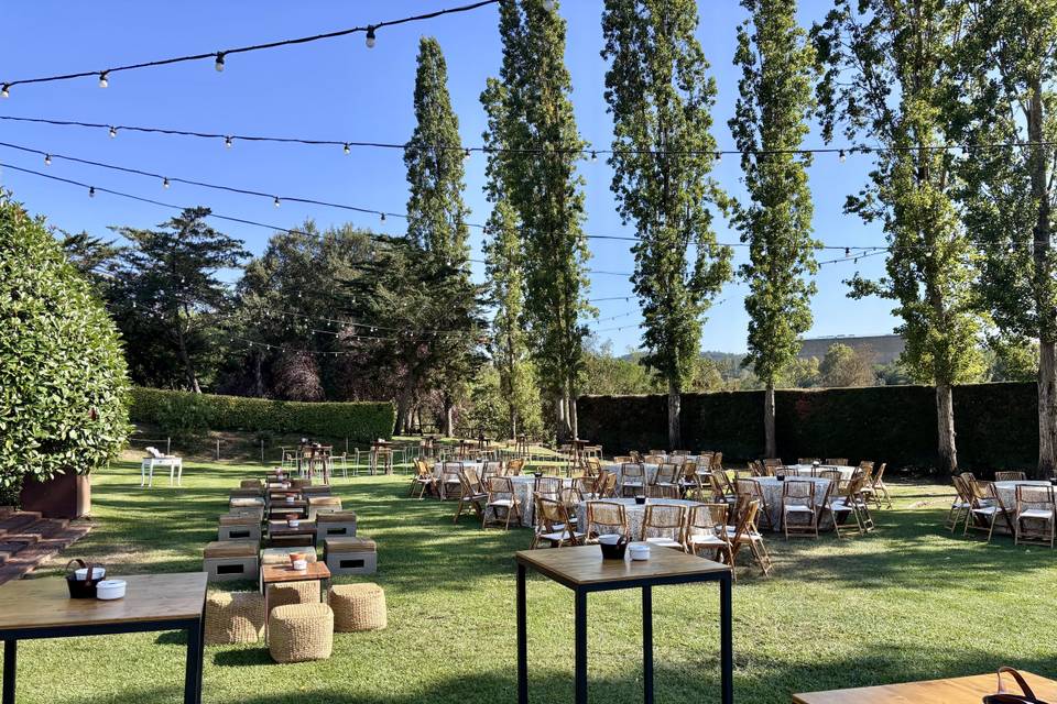 Aperitivo en el jardín