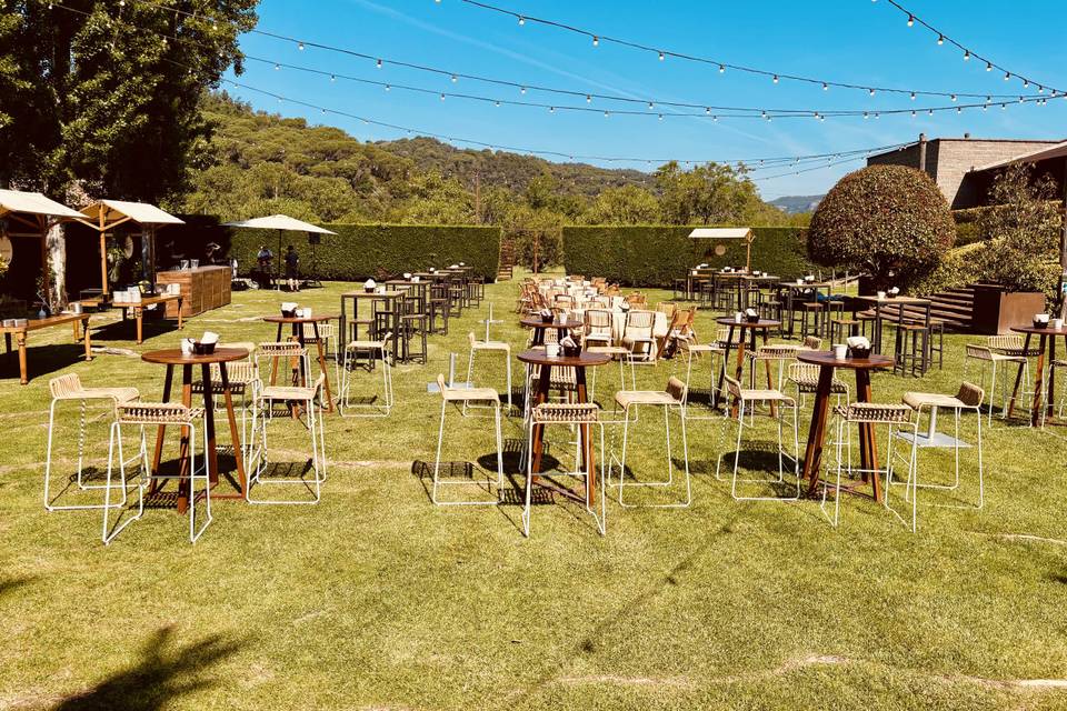 Aperitivo en el jardín
