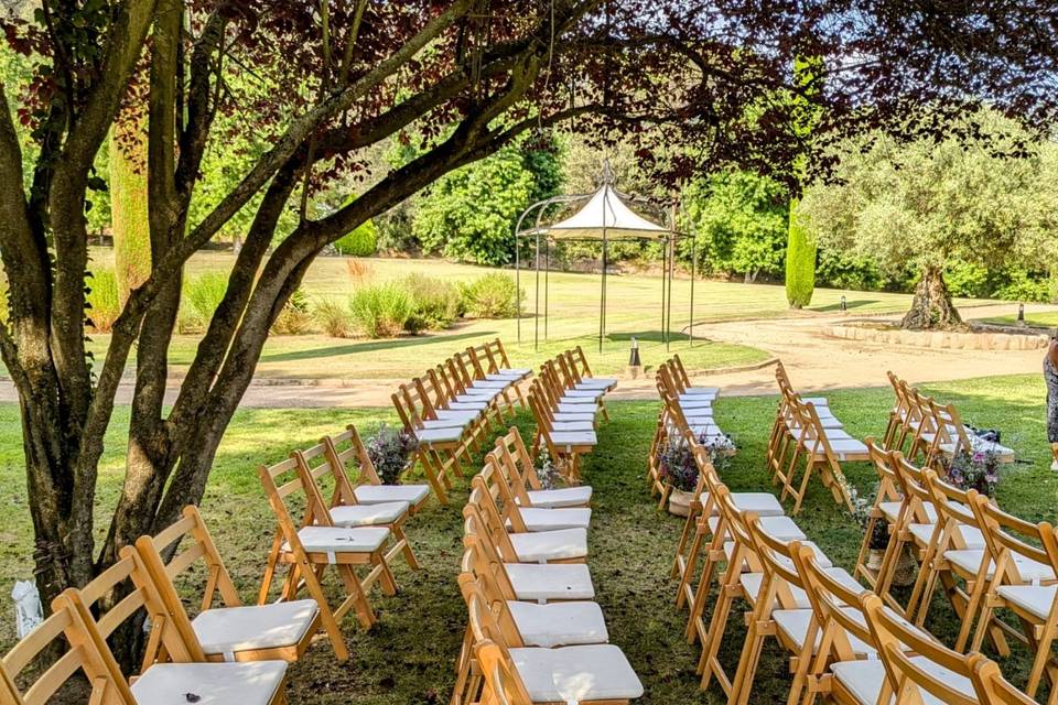 Ceremonia en los jardines