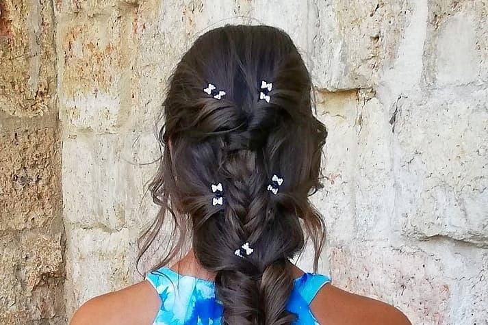 Trenza infinita con mariposas