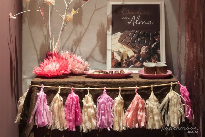 Decoración mesa chocolates