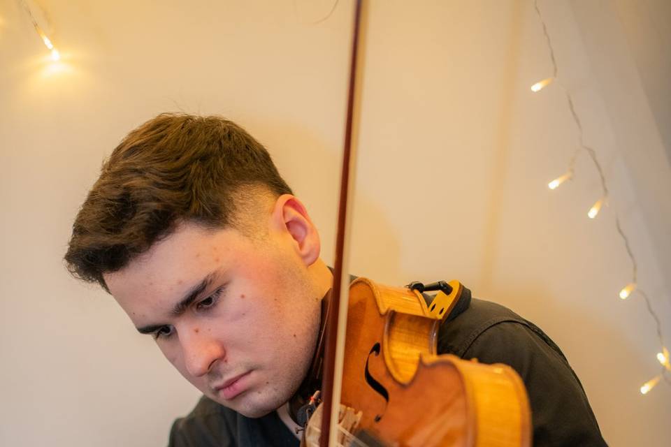 Joaquín Toledo, viola
