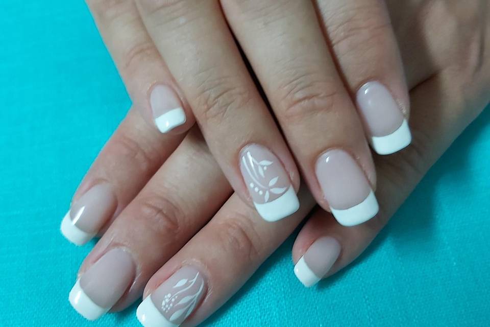 Manicura de novia