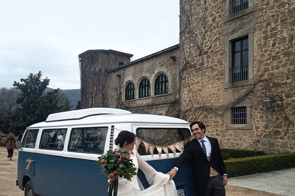 Trasera Just Married