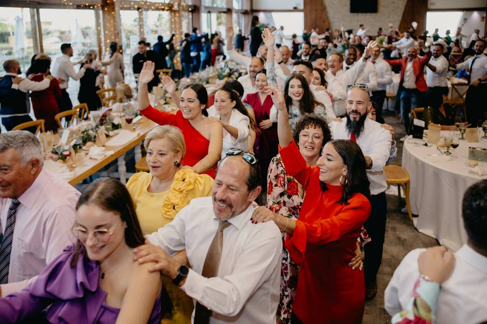 Celebración con conga incluida
