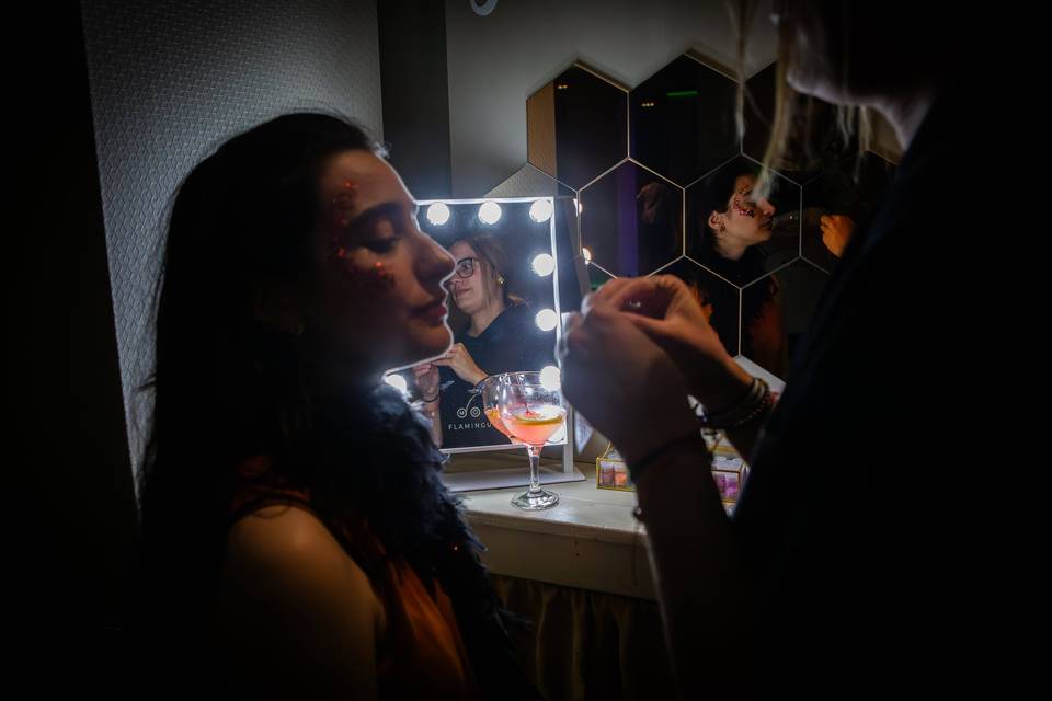 Glitter bar