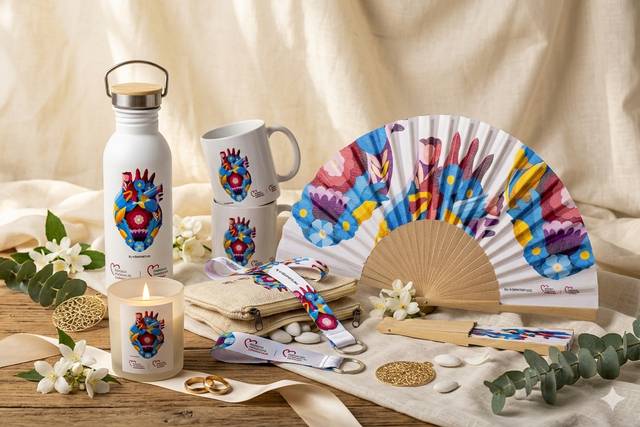 Abanicos, botellas, tazas...