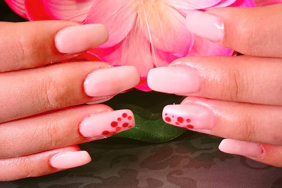 Uñas rosa palo