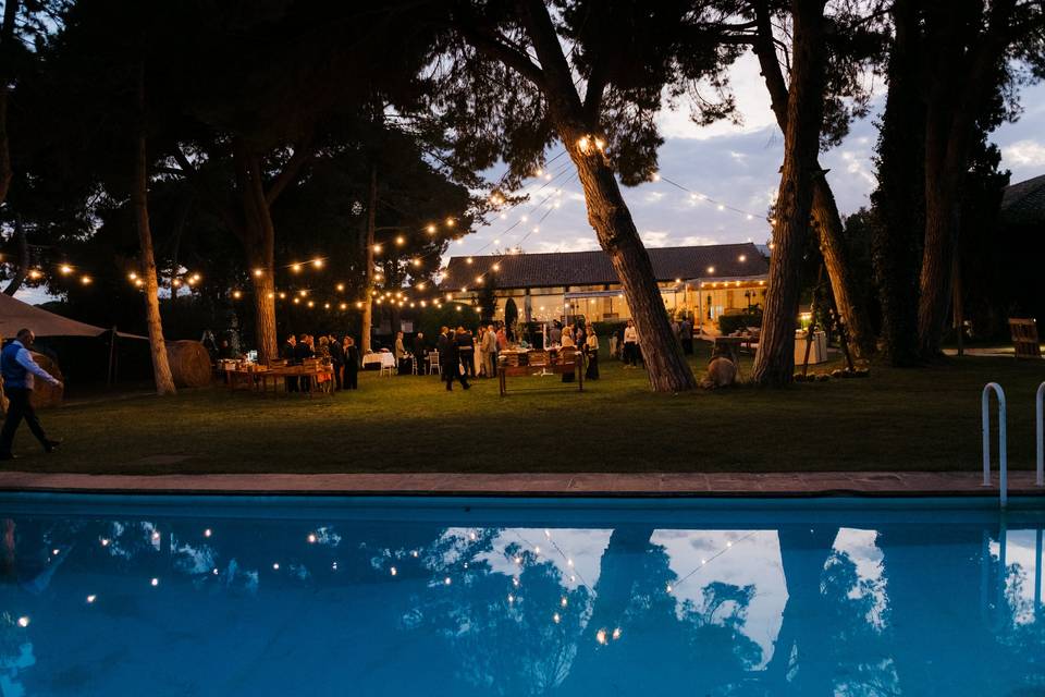 Aperitivo en jardín