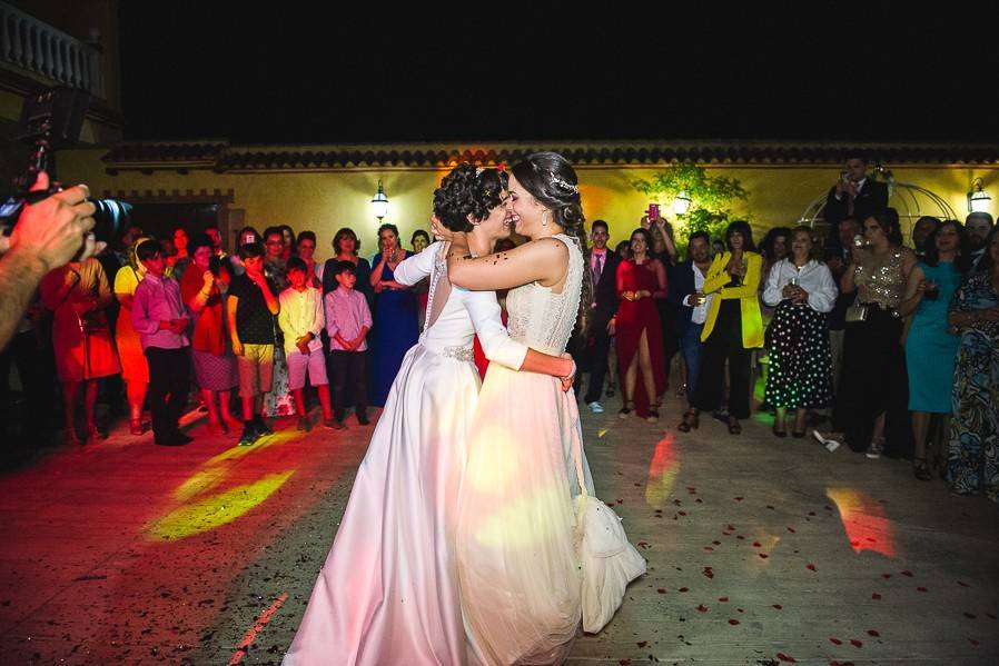 Baile de las novias