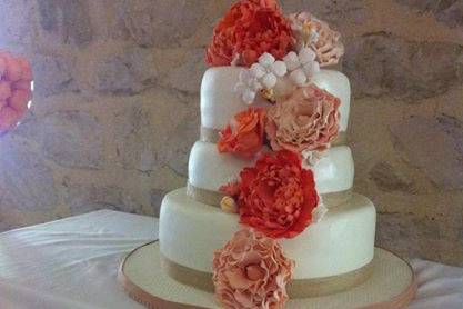 Tarta de boda y macarons