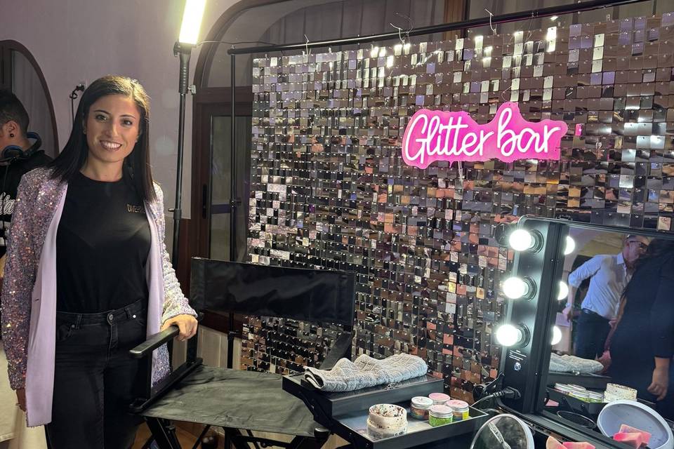 GLITTER BAR
