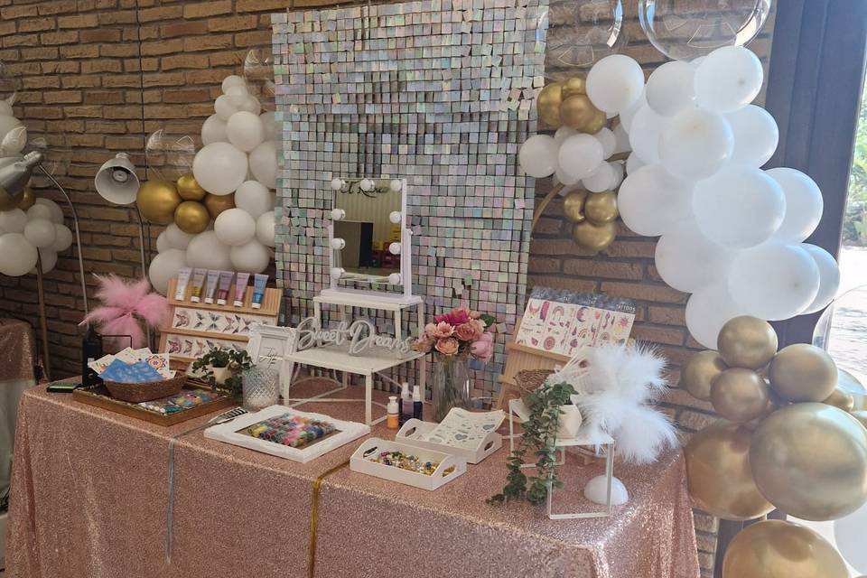 Glitter bar