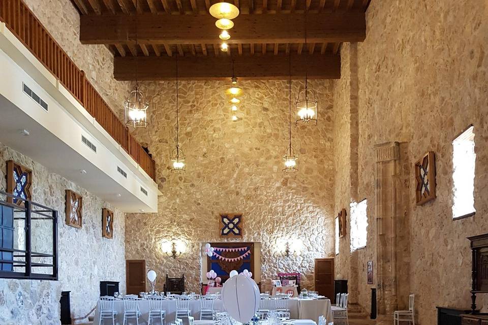 Montaje en el Salón Medieval