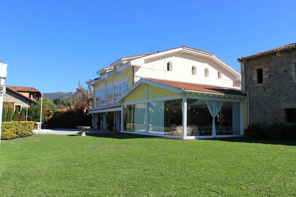 Exterior