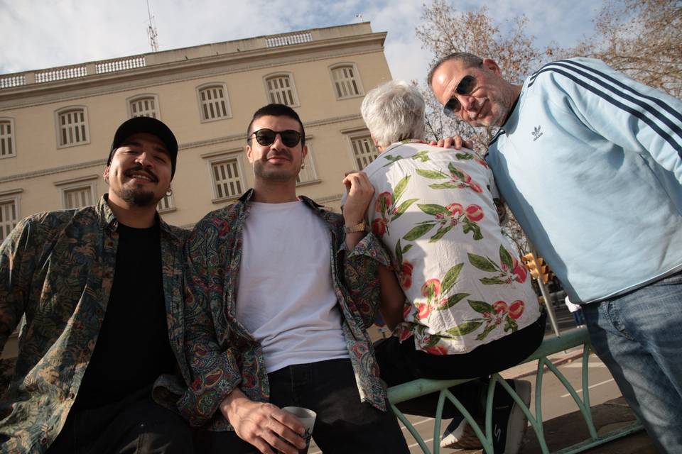 6