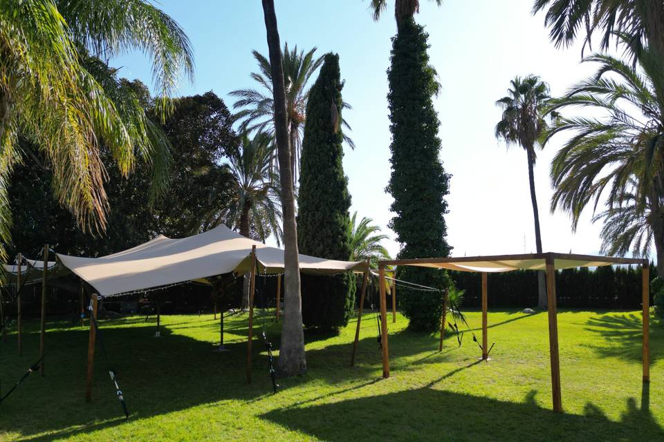 Beduina 10x15 + Pérgola Madera