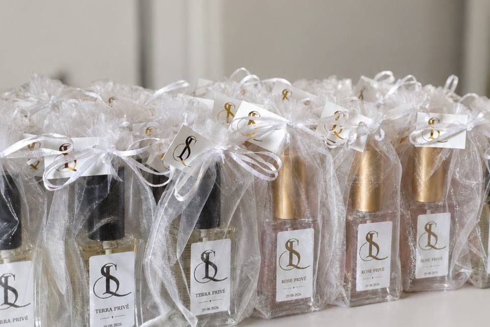 Detalles de boda personalizado