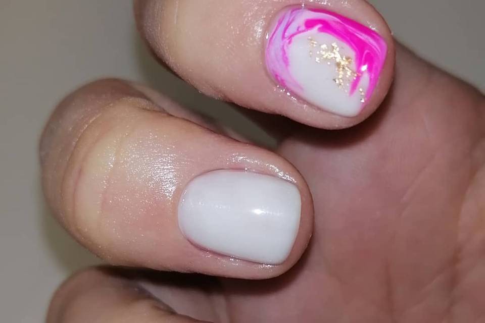 Manicura efecto mármol