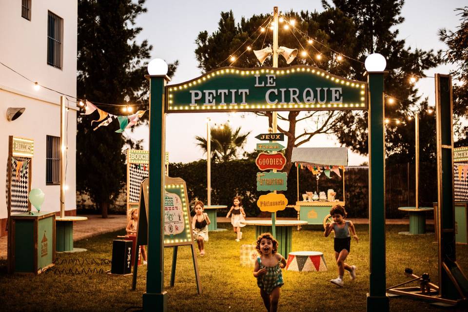 Le petit cirque, feria de juego