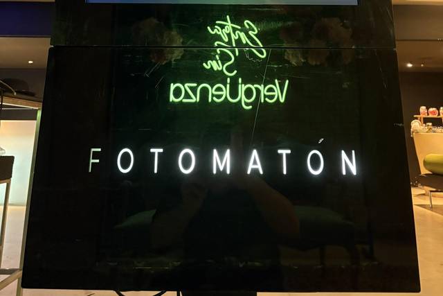 NEON FOTOMATÓN