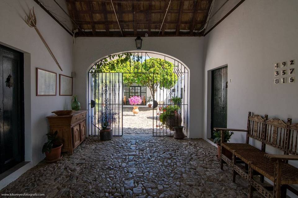 Entrada cortijo