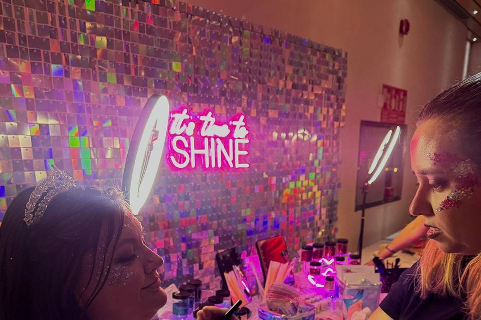 Glitter Bar