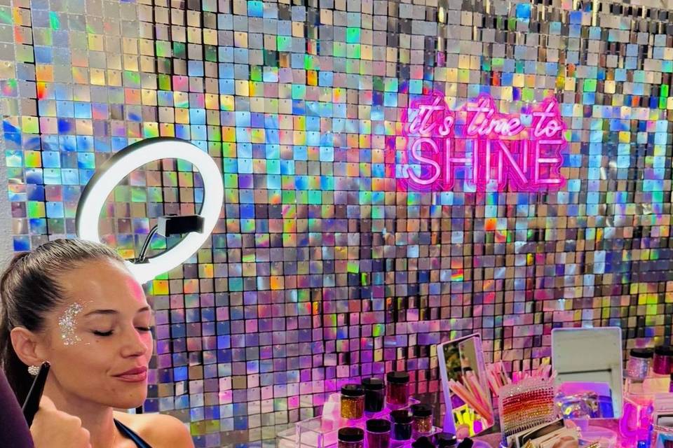 Glitter Bar