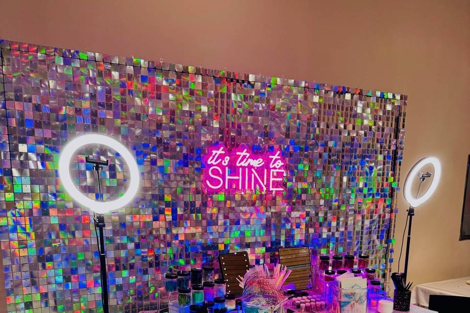 Glitter Bar