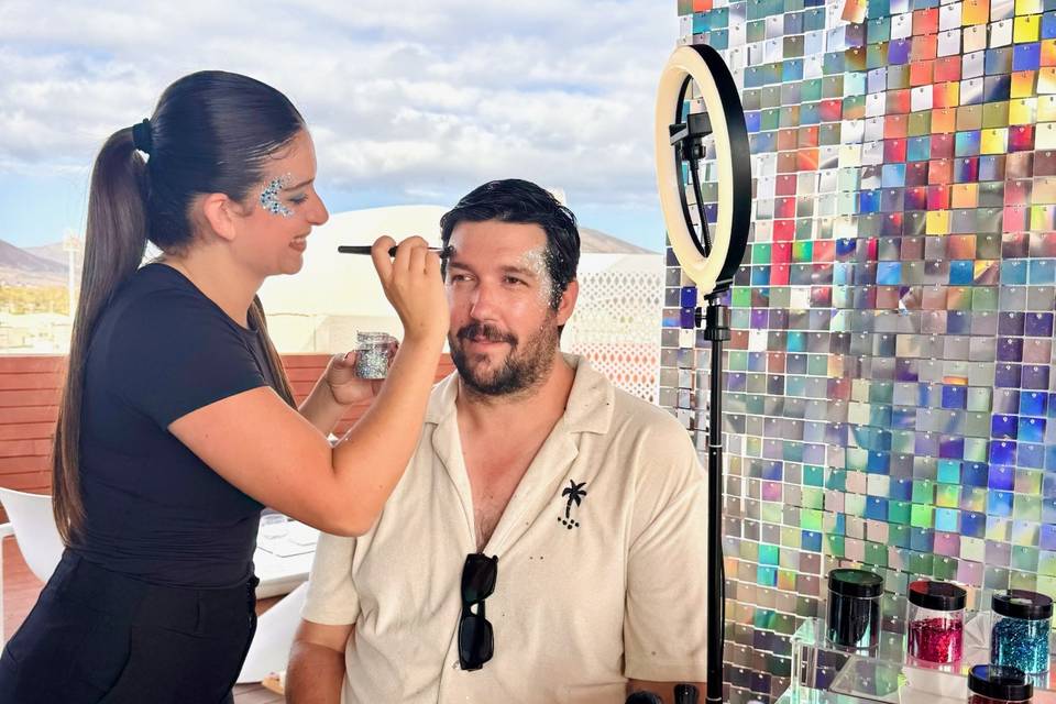 Glitter Bar