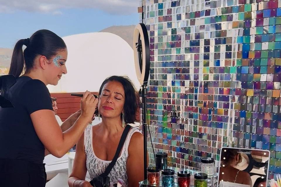 Glitter Bar